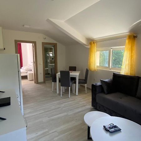 Apartments Two Olives Kotor Exterior photo